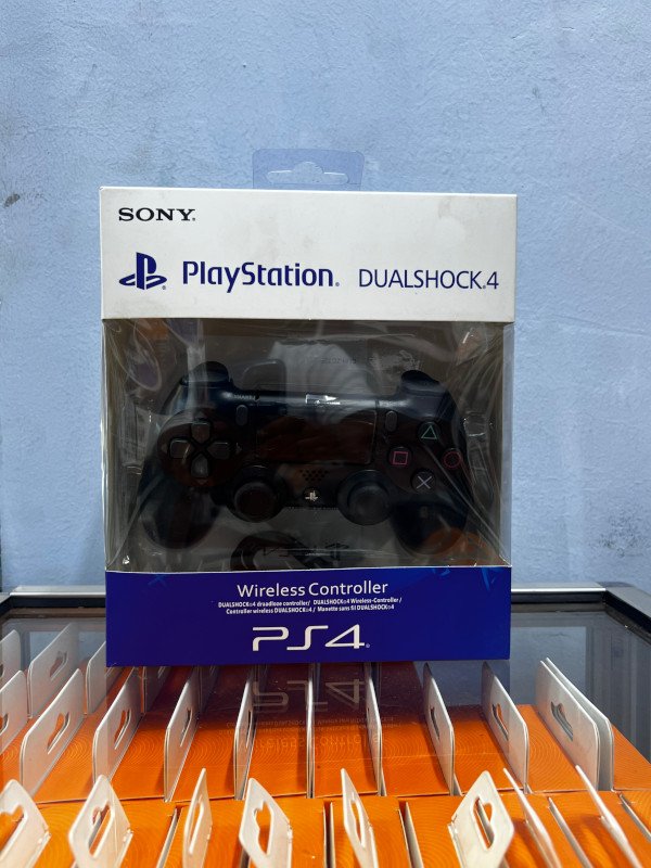 PlayStation DualShock4 Wireless Controller